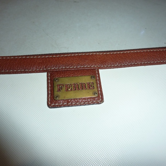 Vintage Ferre Handbag | WHITE with Brown trim Crossbody Messenger Bag-tote 80s - Picture 5 of 14
